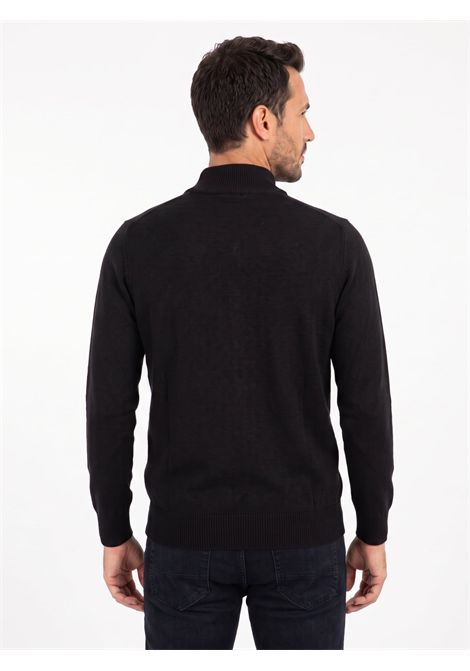 Maglione da Uomo a Collo Lupetto in Maglia Rasata OUTFIT | OF127M0089000