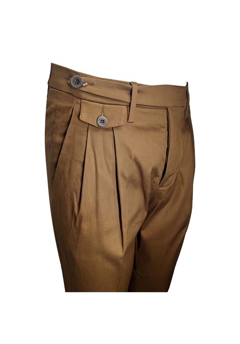 DOUBLE PINCE CHINO TROUSERS OUTFIT | Trousers | OF1S2S1P032027