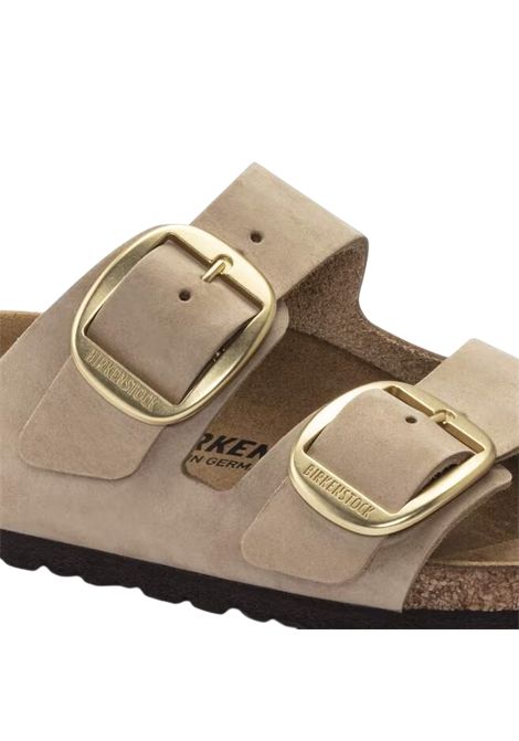 Arizona Big Buckle Pelle Nubuck Sandcastle BIRKENSTOCK | Scarpe | 1024064SANDCASTLE